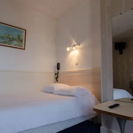 Le Homard Bleu Hotel 2*